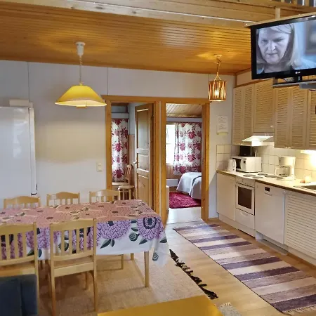 Chalets Lomakivakka A3 * 루카